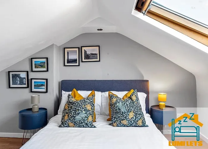 2Br Home In Barrow-In-Furness Sleeps 8 Close To Bae Systems, Hospital, Lakes