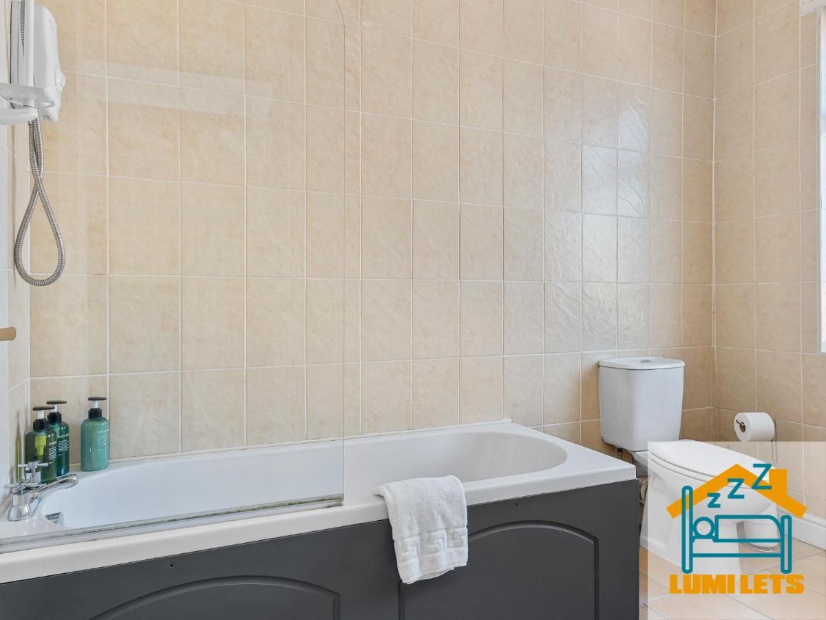 2br In Sleeps 8 Close To Bae Systems, Hospital, Lakes * Barrow-in-Furness